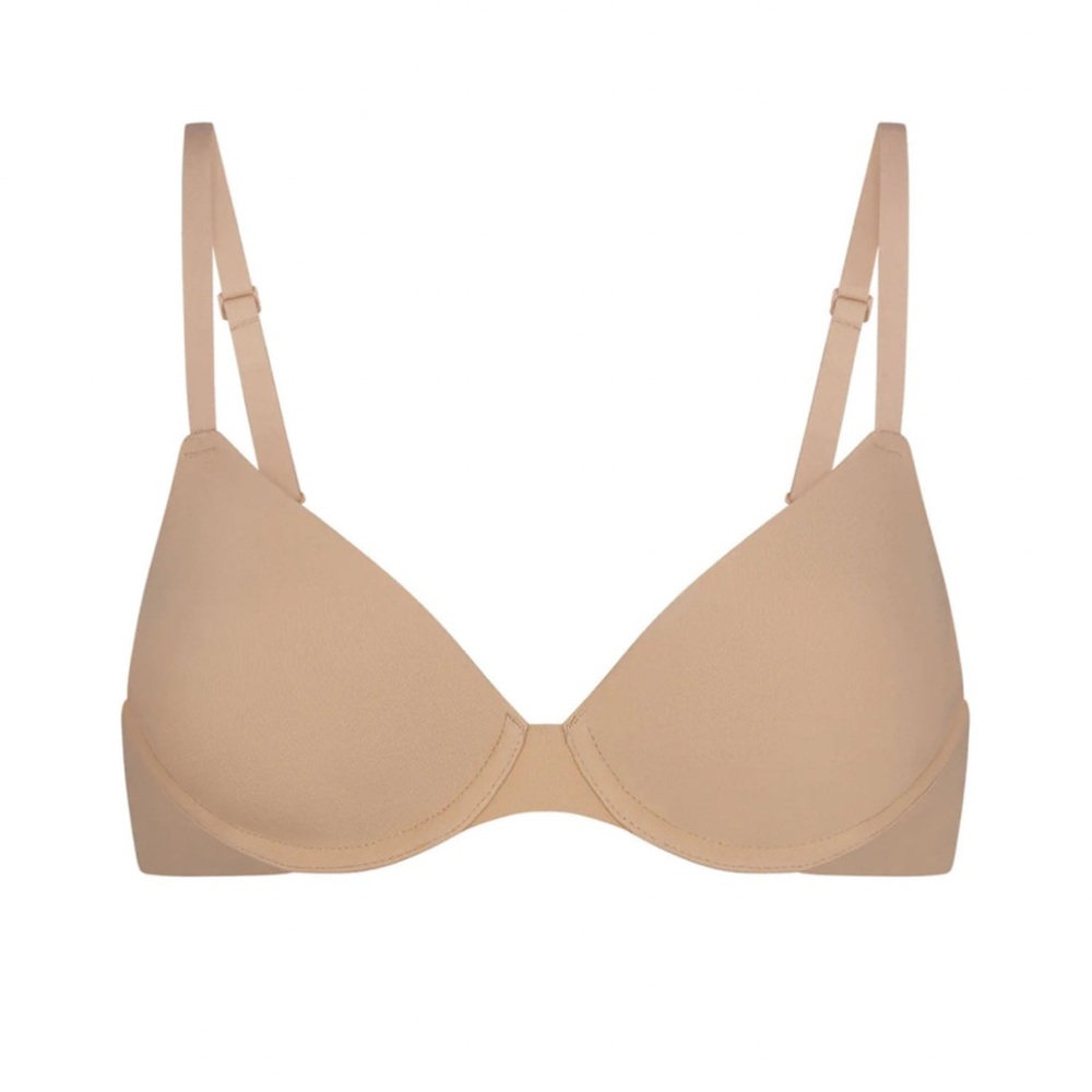 Skims FITS EVERYBODY
T-SHIRT BRA 36C NWT Clay